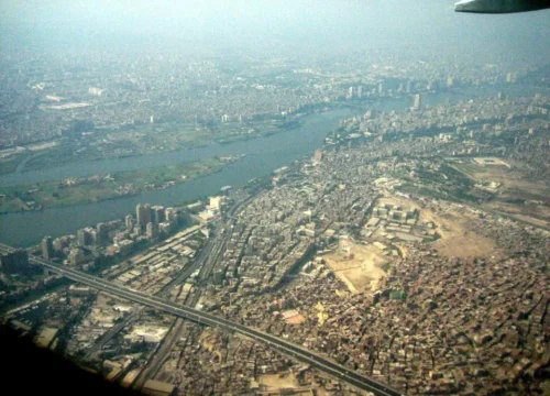 Le Caire en exclusivité en avion